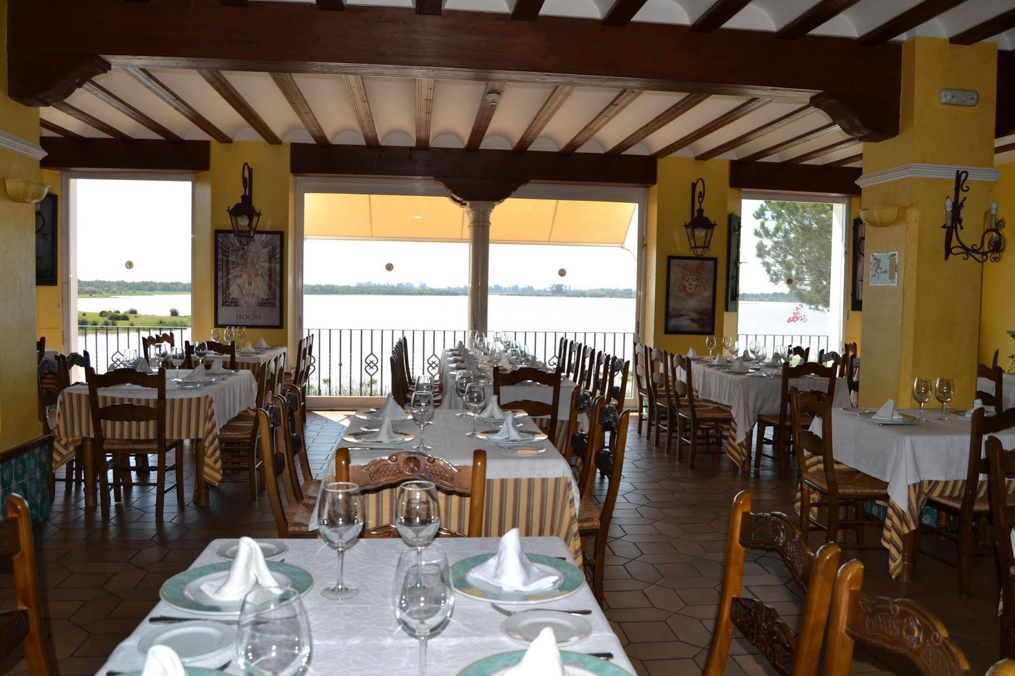 إل روثيو Hotel Restaurante Toruno المظهر الخارجي الصورة
